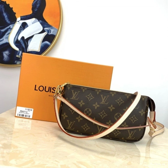First bag ru ACCESSOIRES Louis POCHETTE Vuitton 0726